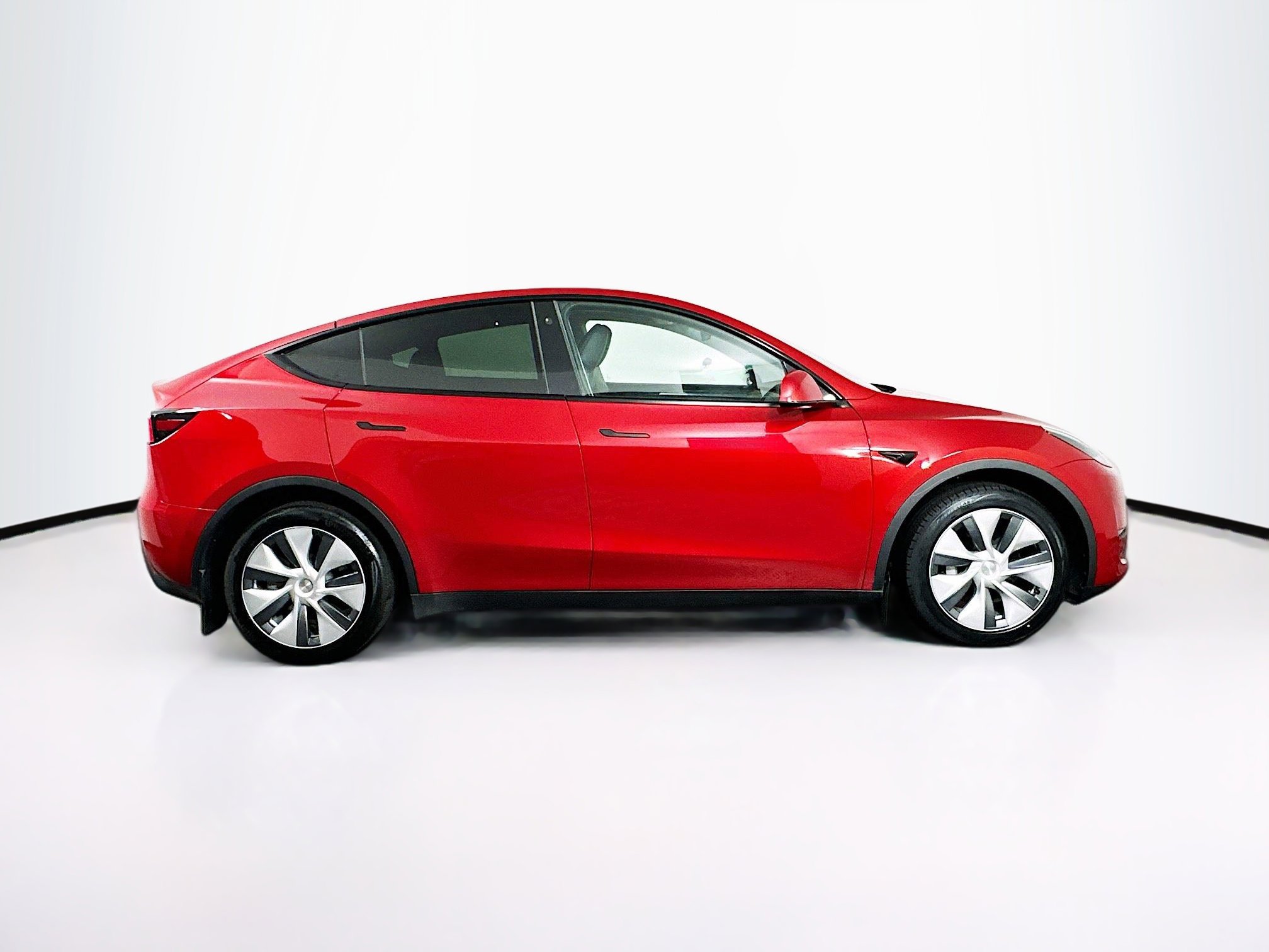 Used 2023 Tesla Model Y Long Range image 10
