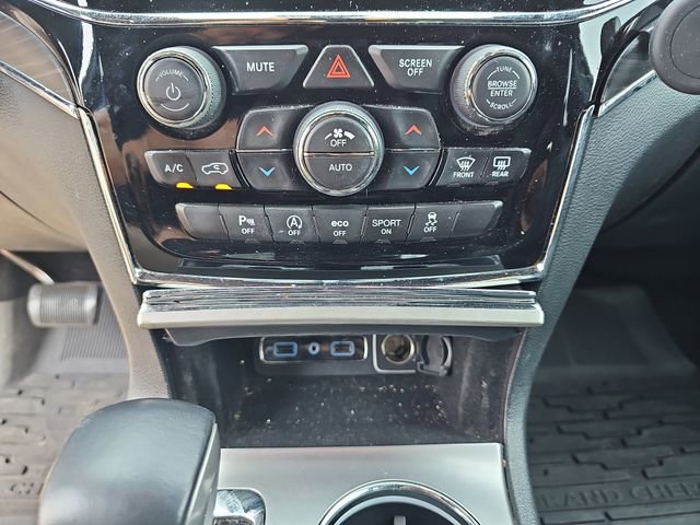 Used 2020 Jeep Grand Cherokee Limited image 27