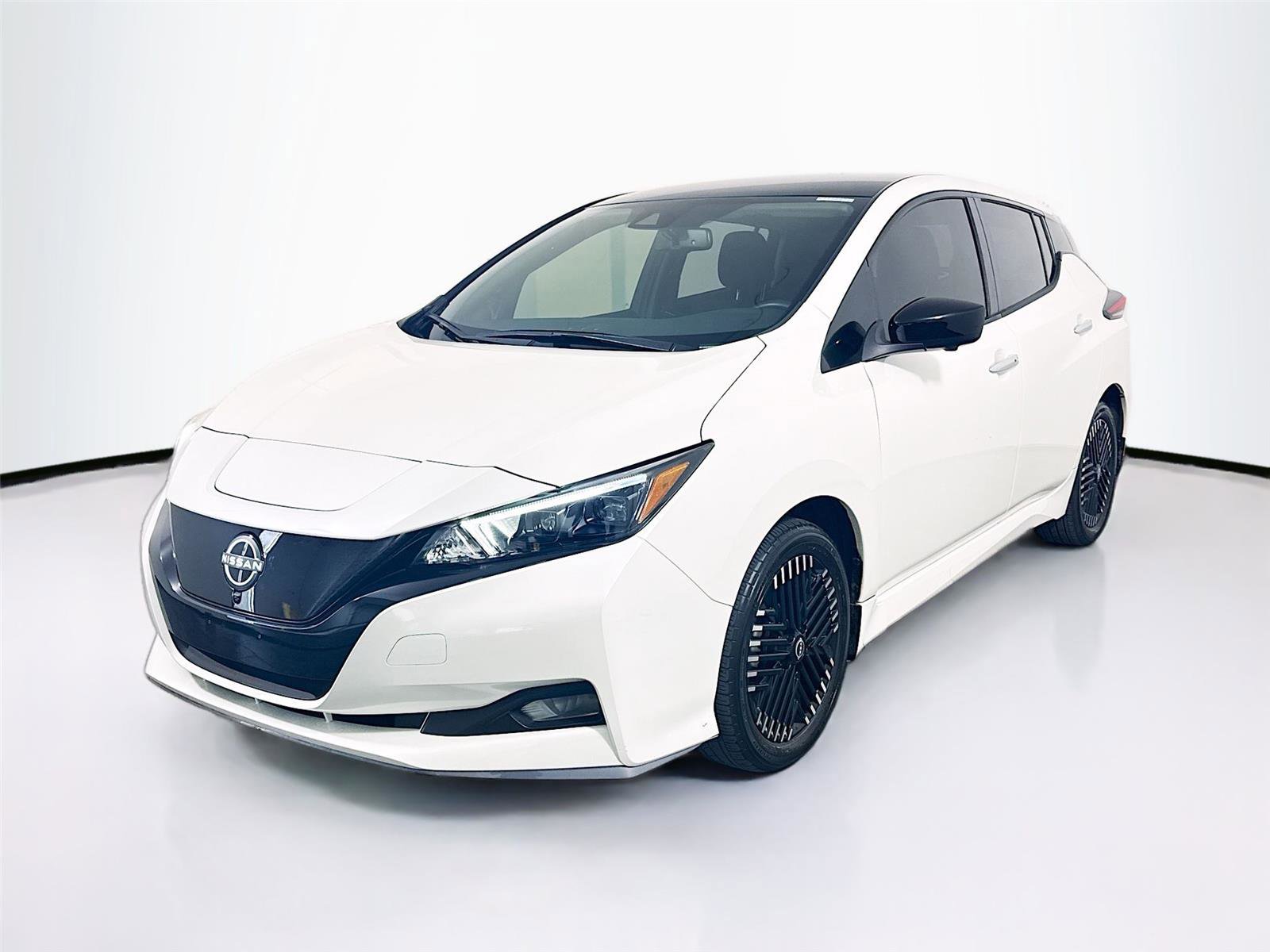 Used 2023 Nissan Leaf SV Plus