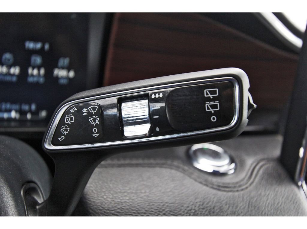 Used 2023 Lincoln Navigator L Reserve image 19