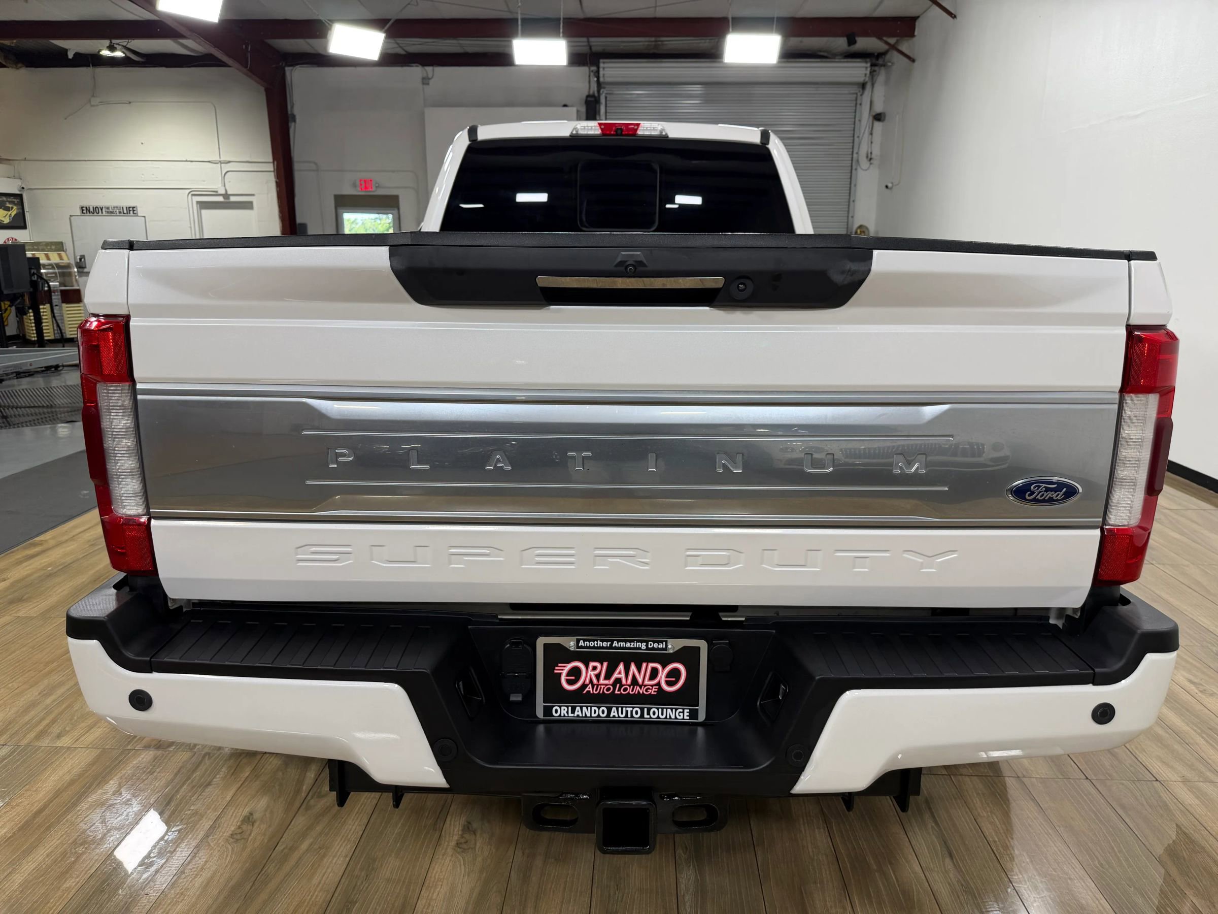 Used 2019 Ford F350 Platinum w/ Platinum Ultimate Package AWD/4WD image 6