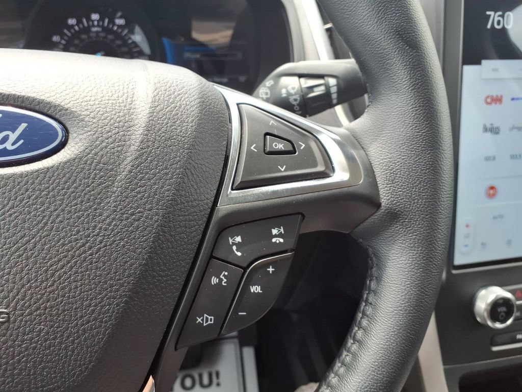 Used 2024 Ford Edge SEL w/ Convenience Package AWD/4WD image 16