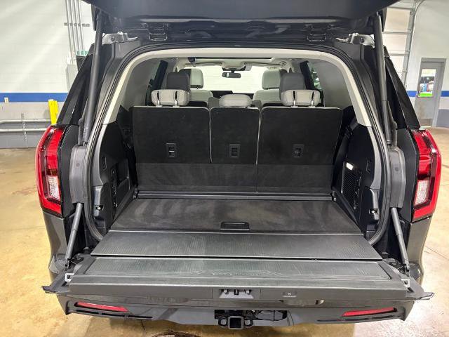 Certified 2025 Ford Expedition Active AWD/4WD image 26