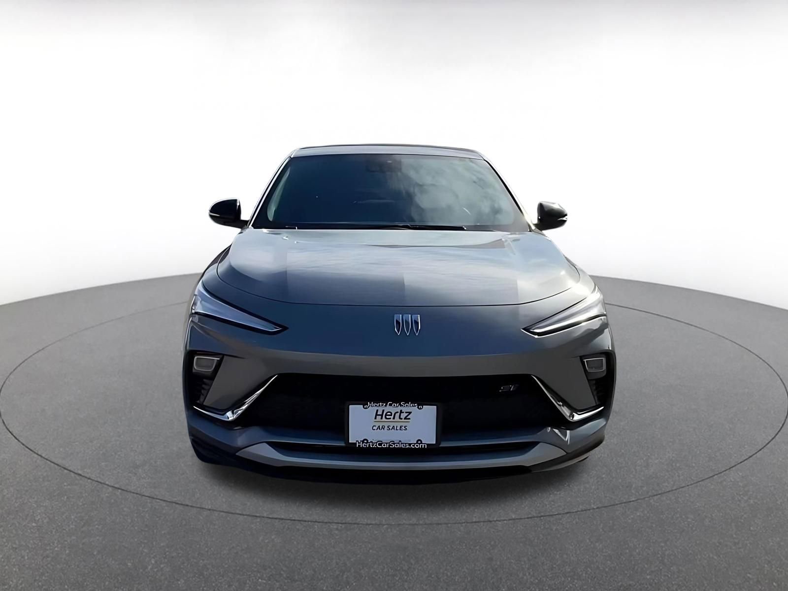 Used 2025 Buick Envista Sport Touring image 4