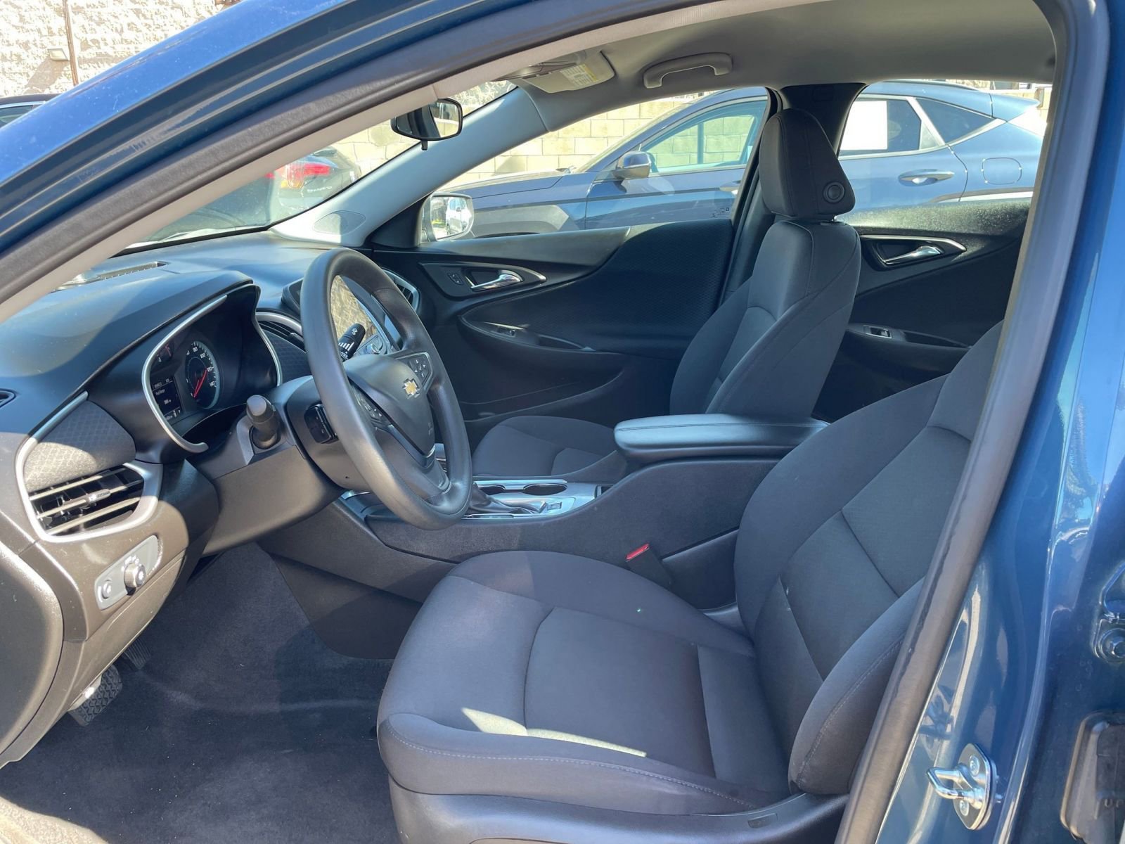 Used 2024 Chevrolet Malibu LT image 29