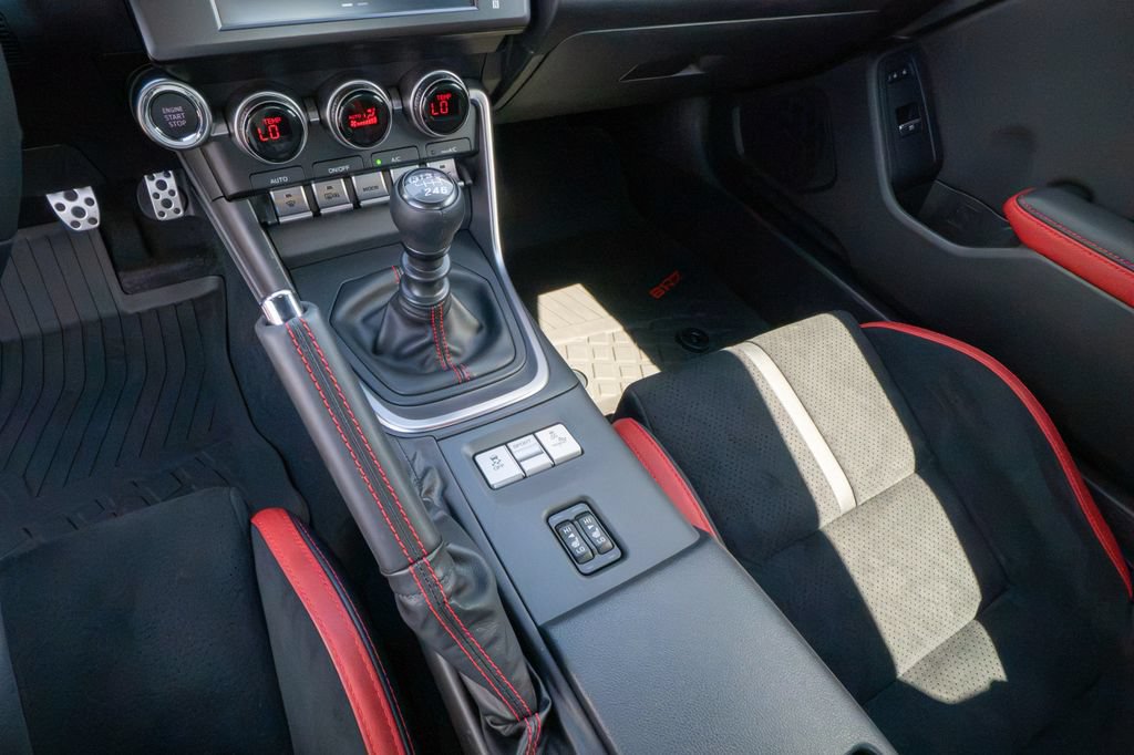 Certified 2025 Subaru BRZ Limited w/ Popular Package 2 RWD image 13