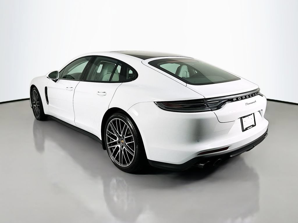 Certified 2023 Porsche Panamera 4 Platinum Edition AWD/4WD image 3