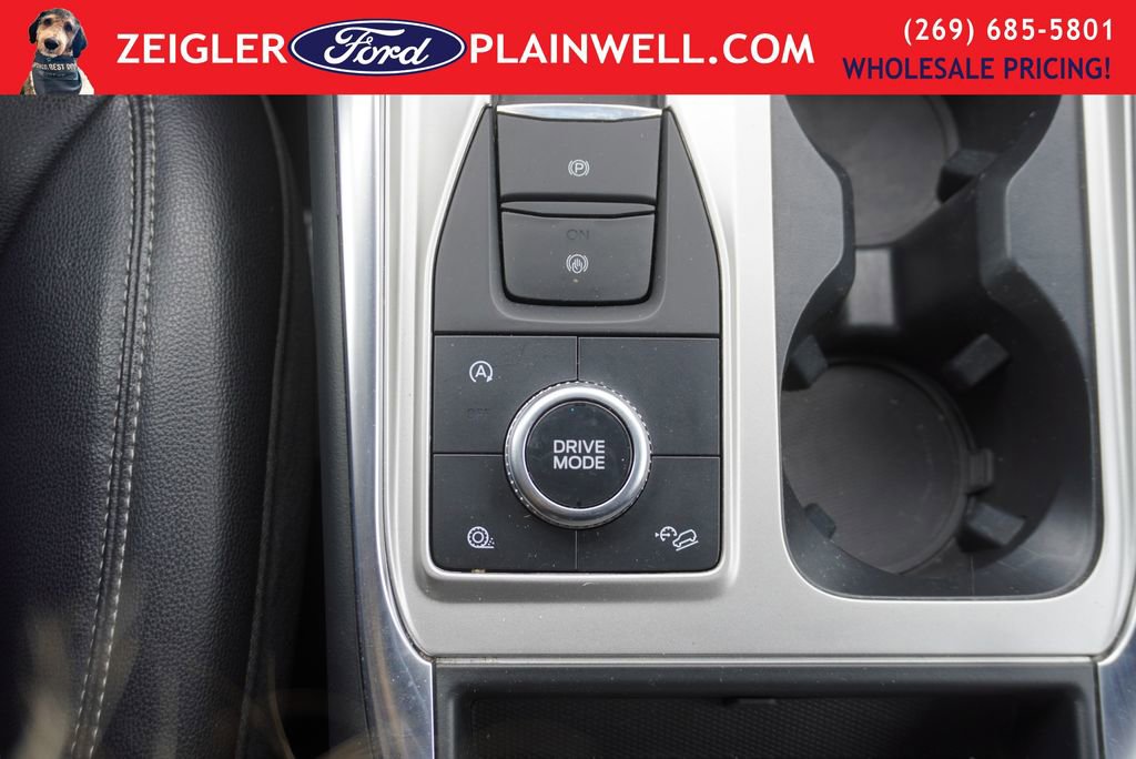 Used 2020 Ford Explorer XLT w/ Equipment Group 202A image 24