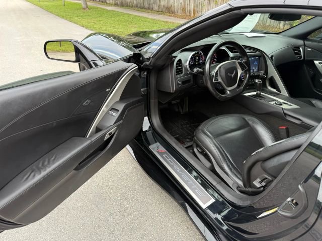 Used 2017 Chevrolet Corvette Stingray Coupe w/ Carbon Flash Badge Package image 4