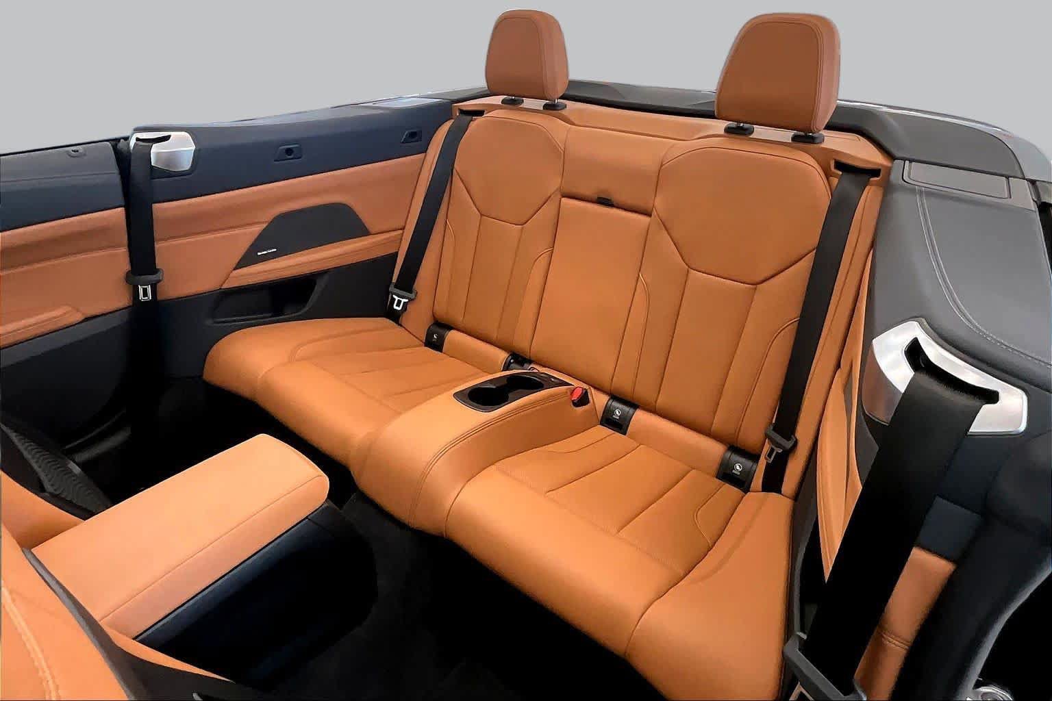 Used 2022 BMW M440i Convertible RWD image 17