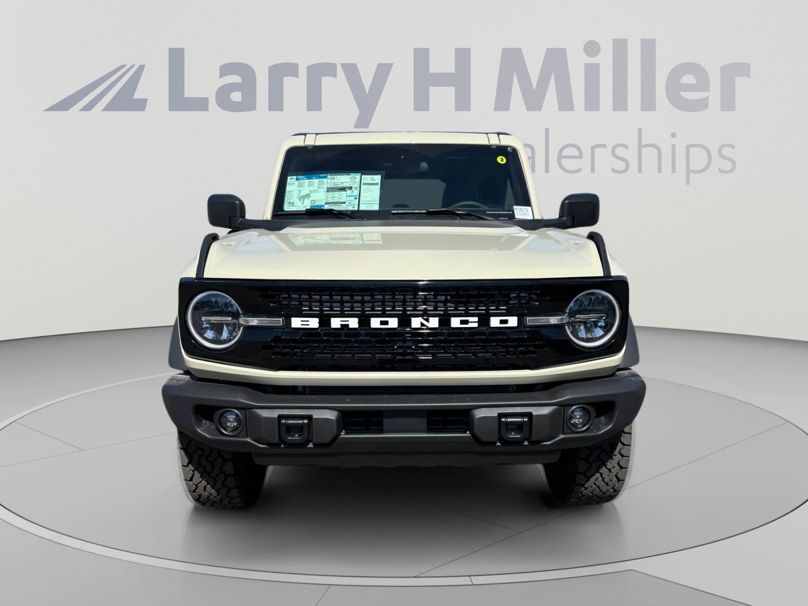 New 2026 Ford Bronco Big Bend w/ Black Diamond Package AWD/4WD image 8