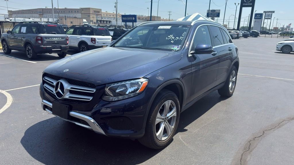 Used 2018 Mercedes-Benz GLC 300 4MATIC image 5