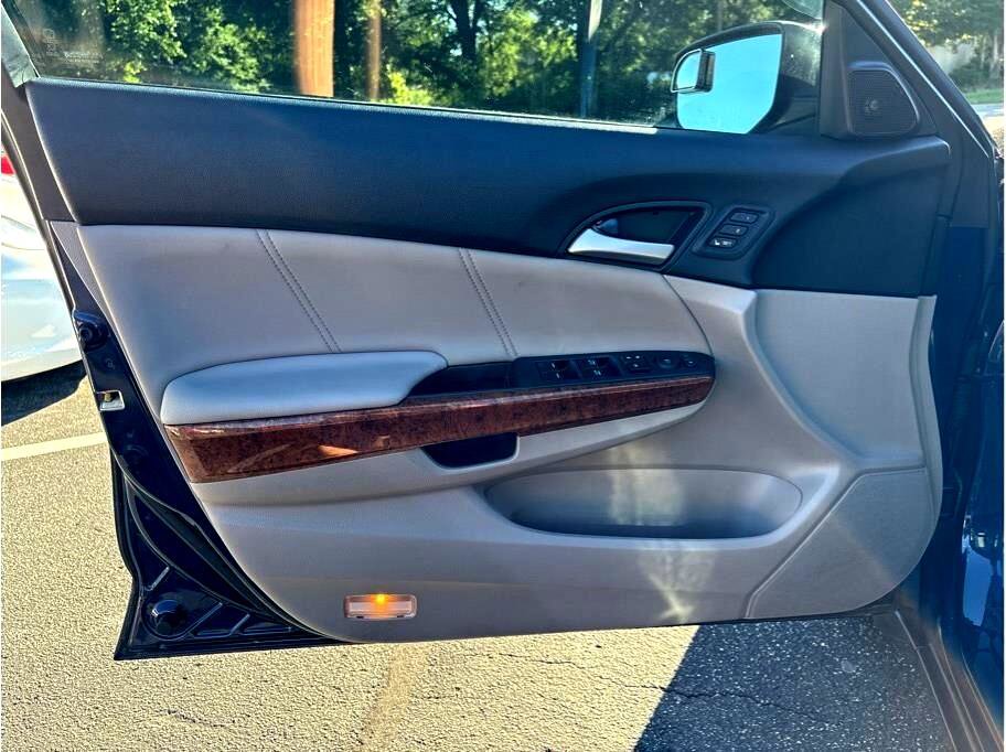 Used 2012 Honda Accord EX-L image 8