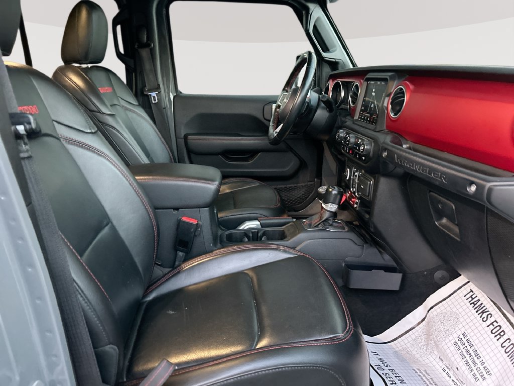 Used 2021 Jeep Wrangler Unlimited Rubicon w/ Dual Top Group AWD/4WD image 28