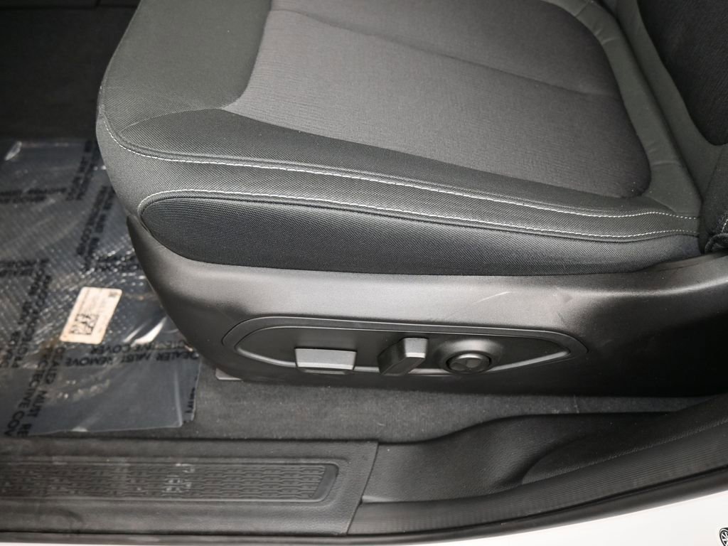 Used 2025 Jeep Grand Cherokee Laredo image 15