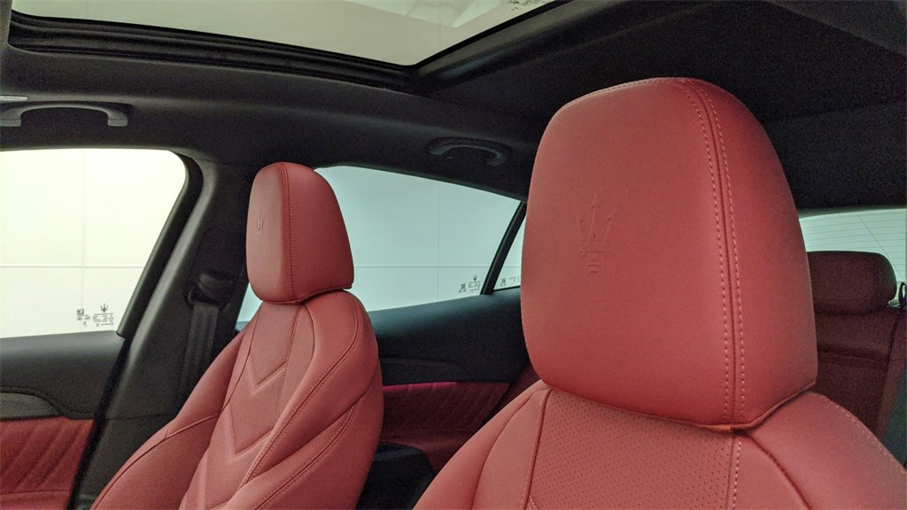 New 2024 Maserati Grecale Trofeo image 42