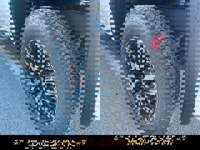 New 2026 GMC Sierra 1500 AT4 w/ AT4 Premium Package image 6