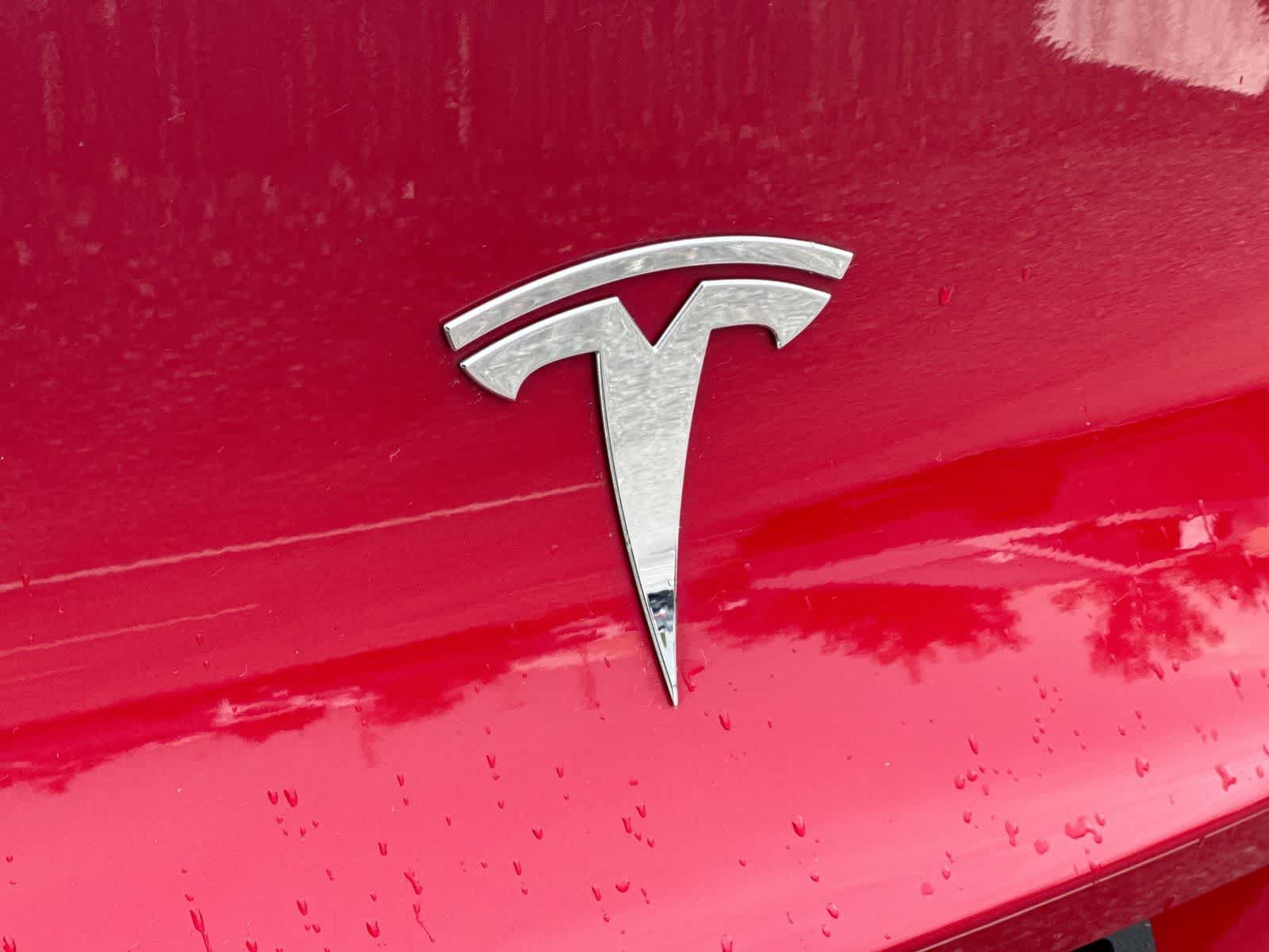 Used 2023 Tesla Model Y Long Range AWD/4WD image 18