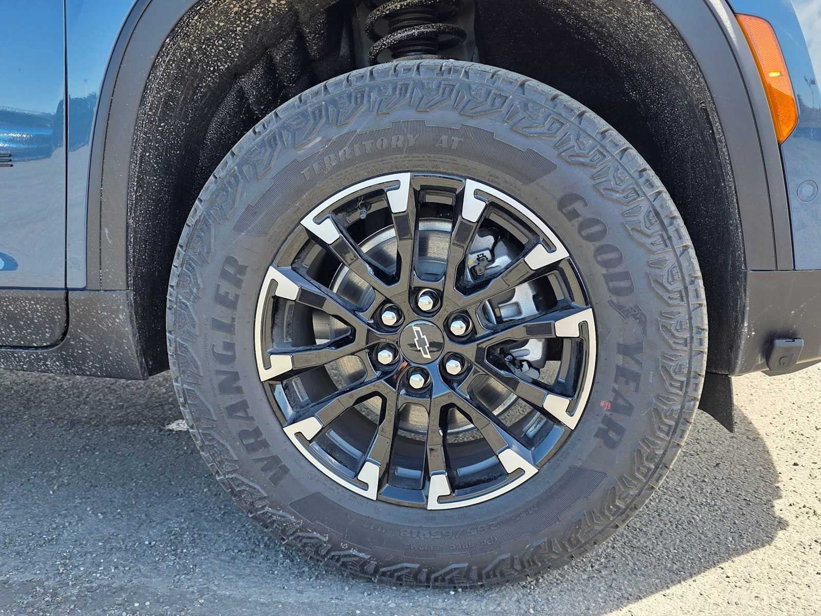 New 2026 Chevrolet Traverse Z71 w/ Enhanced Driving Package AWD/4WD image 9