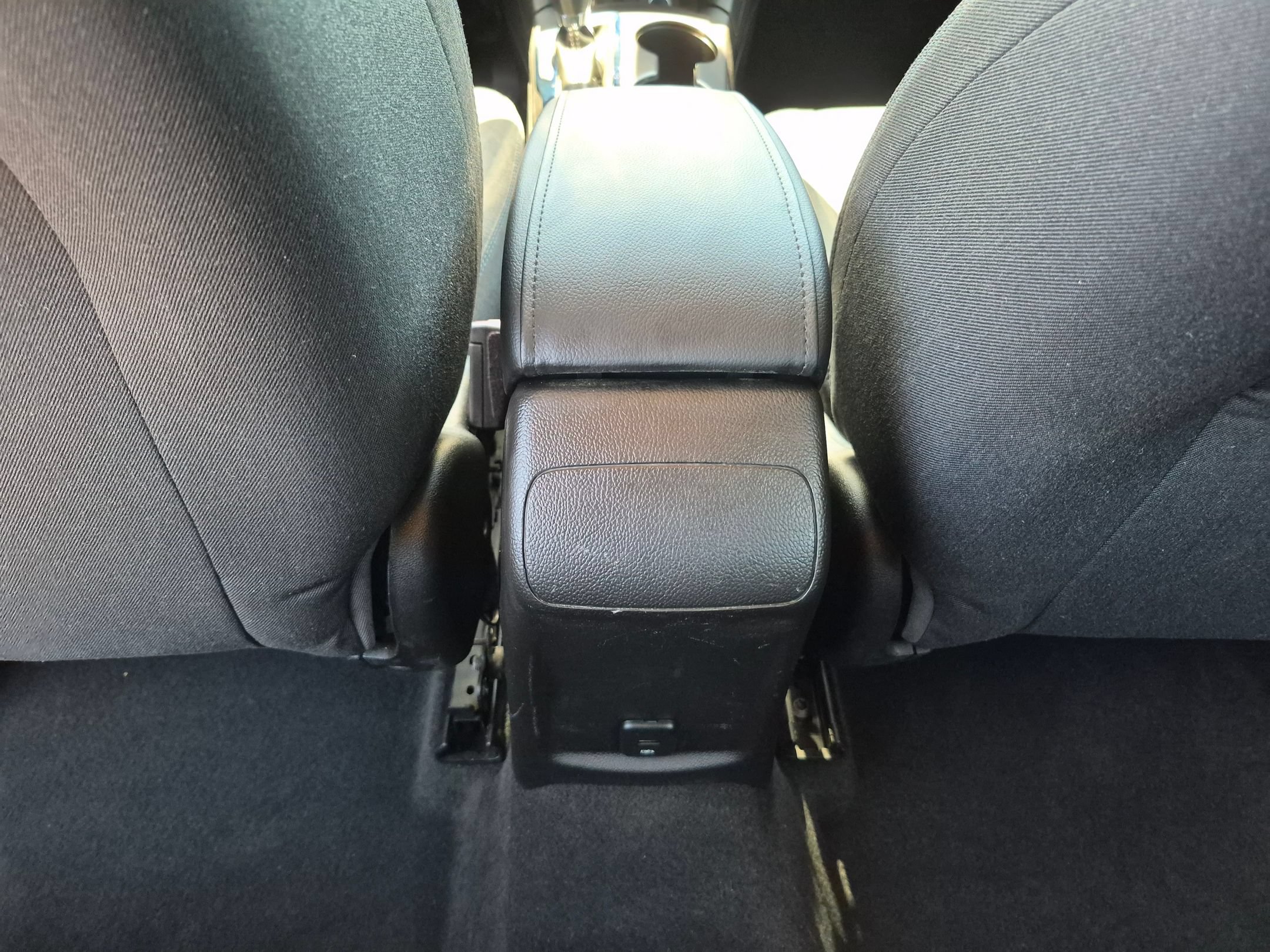 Used 2018 Chevrolet Cruze LT FWD image 25