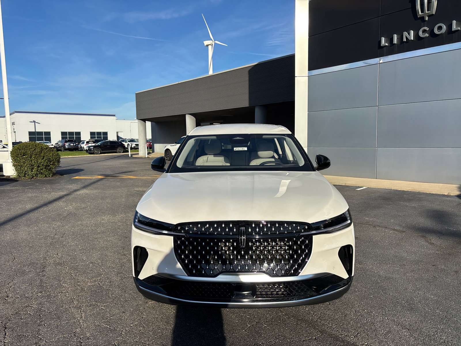 New 2026 Lincoln Nautilus Premier image 2