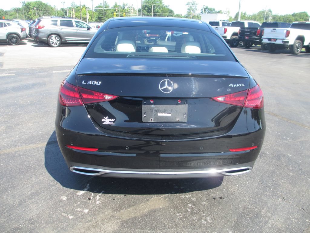 Used 2022 Mercedes-Benz C 300 4MATIC Sedan image 7