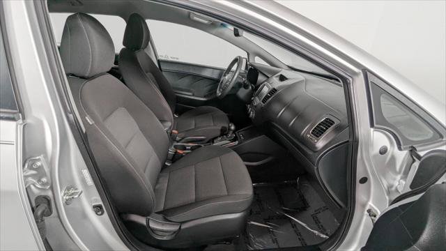 Used 2017 Kia Forte LX w/ LX Popular Plus Package FWD image 18