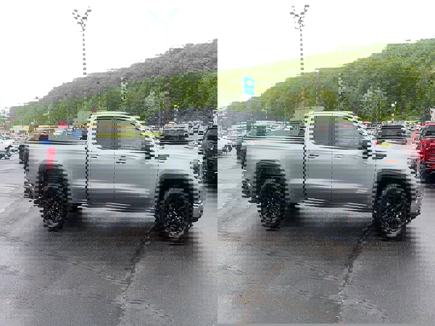 Used 2023 GMC Sierra 1500 Elevation image 4