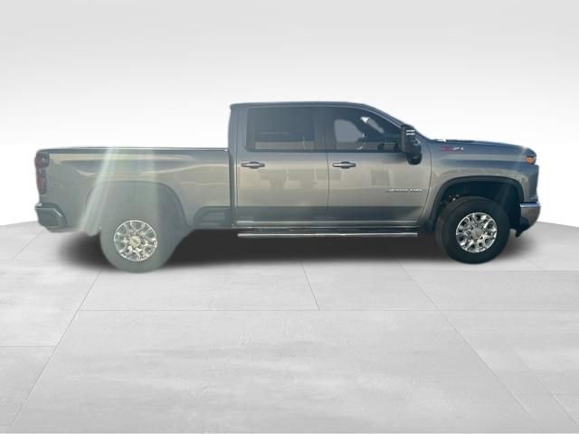 Used 2025 Chevrolet Silverado 2500 LT w/ Safety Package image 7