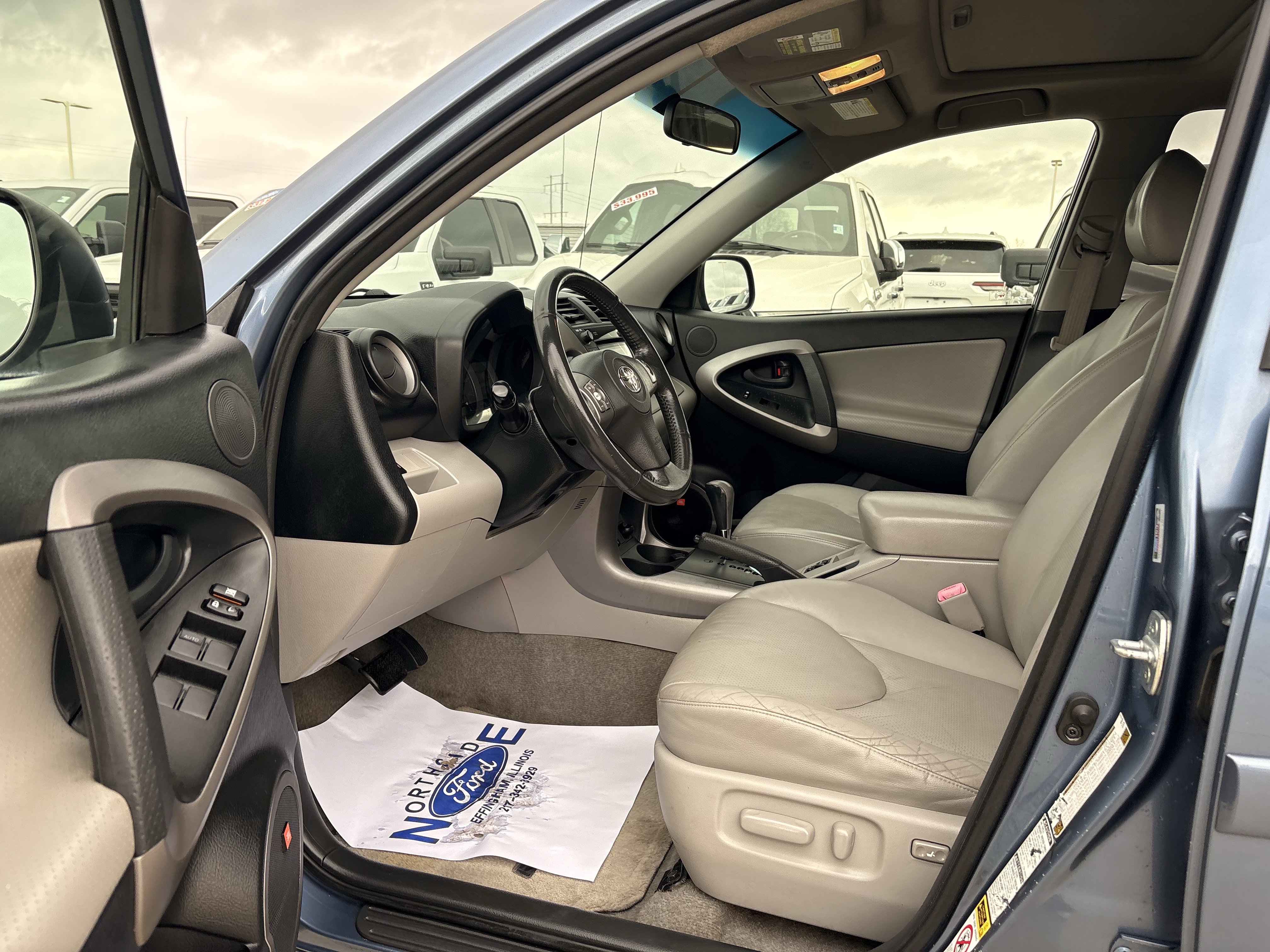 Used 2008 Toyota RAV4 Limited image 5