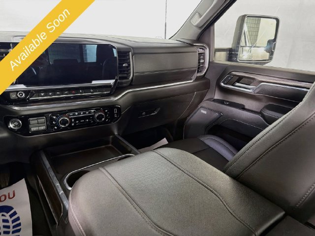Used 2024 Chevrolet Silverado 2500 LTZ w/ LTZ Plus Package AWD/4WD image 23