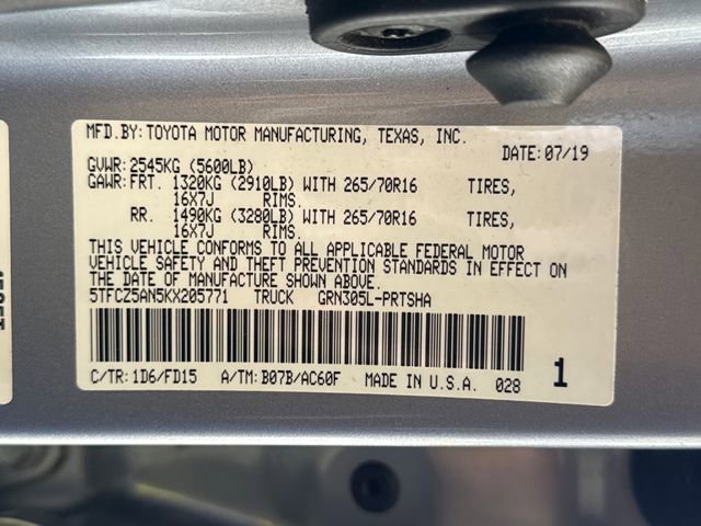 Used 2019 Toyota Tacoma TRD Off-Road w/ Technology Package AWD/4WD image 29