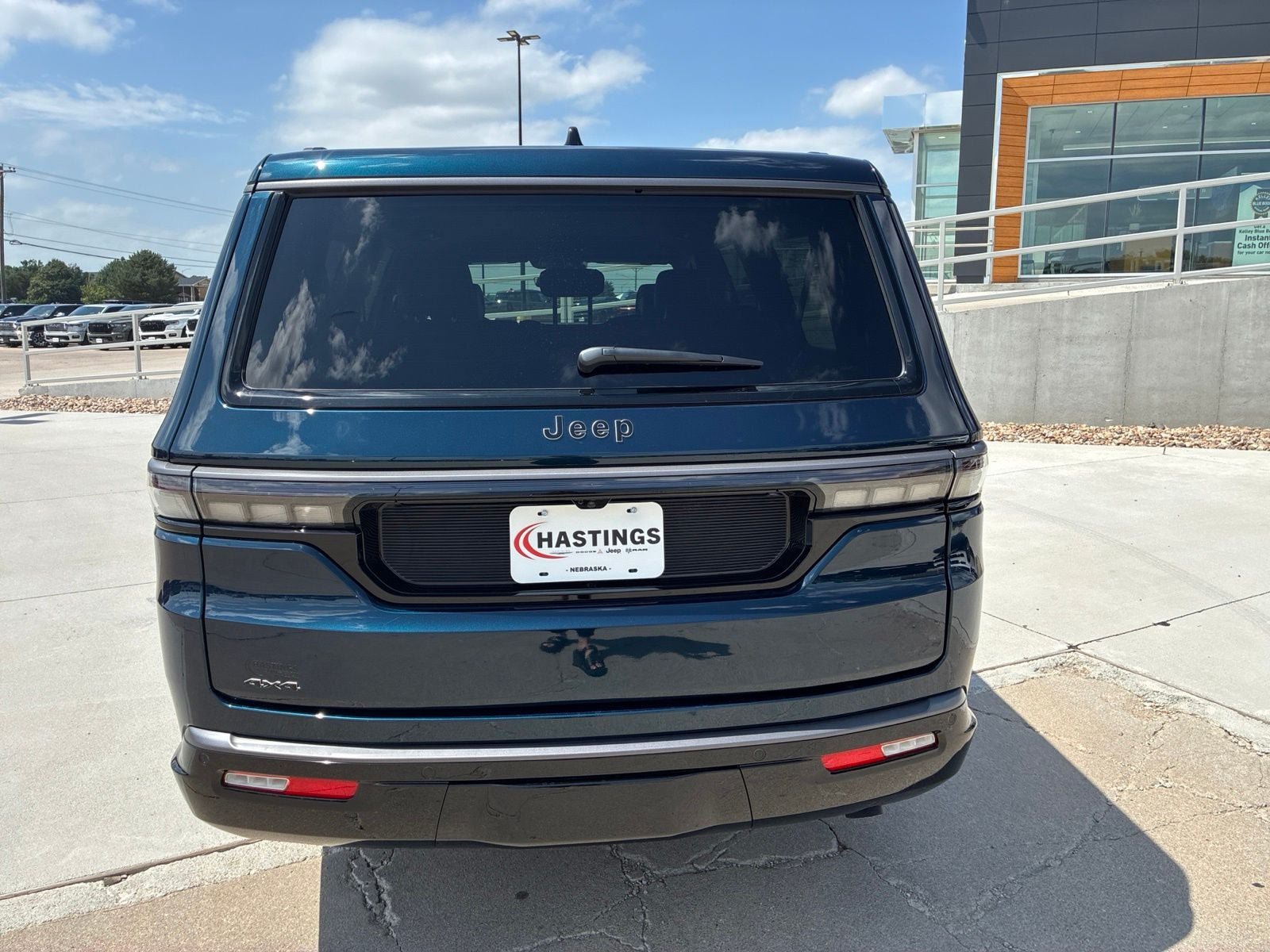 New 2026 Jeep Grand Wagoneer L Limited AWD/4WD image 4