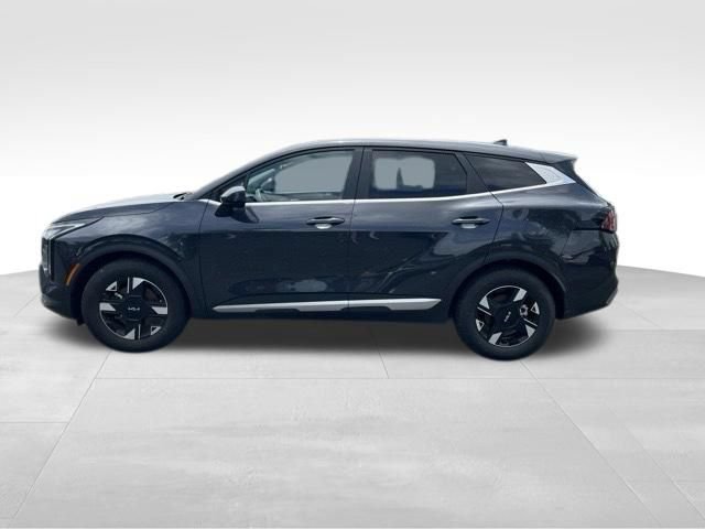 Used 2026 Kia Sportage LX FWD image 4