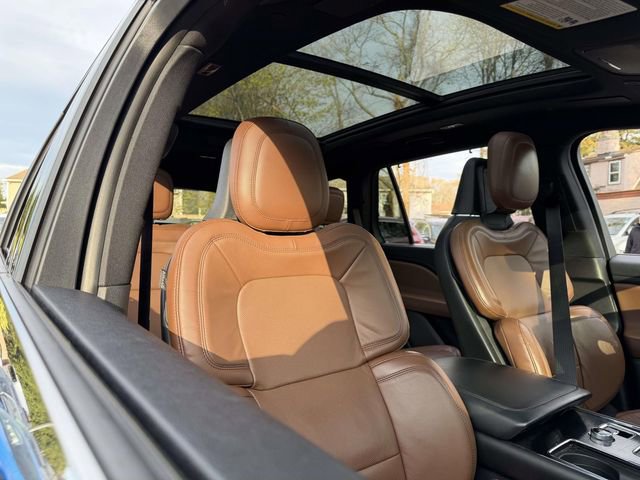 Used 2020 Lincoln Aviator Reserve w/ Equipment Group 202A AWD/4WD image 9