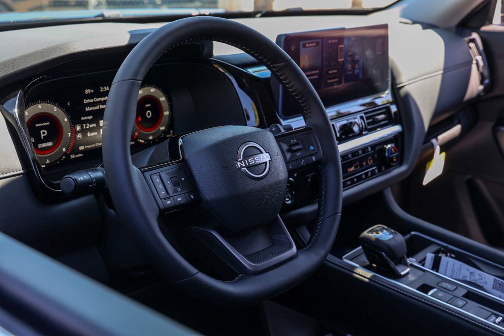 New 2026 Nissan Pathfinder SL w/ Cargo Package FWD image 15