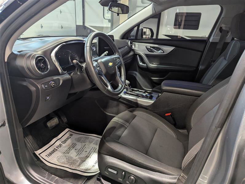 Used 2023 Chevrolet Blazer LT image 9