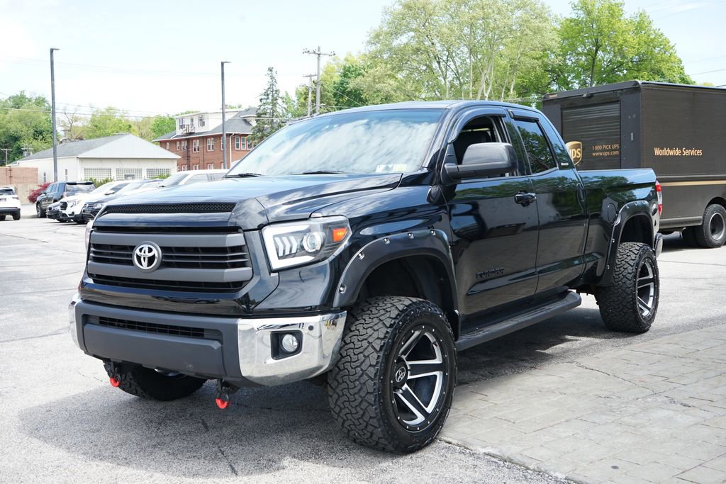 Used 2016 Toyota Tundra Limited w/ Limited Premium Package AWD/4WD image 20