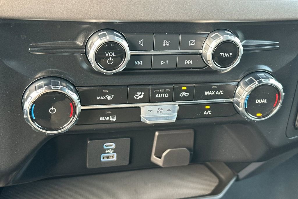 Used 2024 Ford F150 XLT w/ Tow/Haul Package image 19