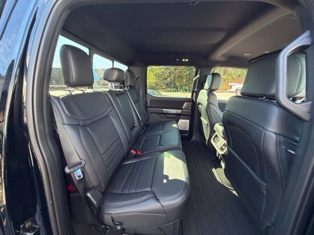 New 2027 Ford F550 4x4 Crew Cab image 18