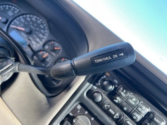 Used 2002 Chevrolet Tahoe LS w/ Traction Pkg image 15