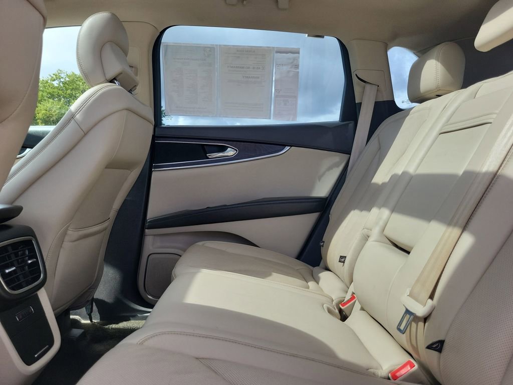 Used 2017 Lincoln MKX Reserve w/ Lincoln MKX Climate Package image 12