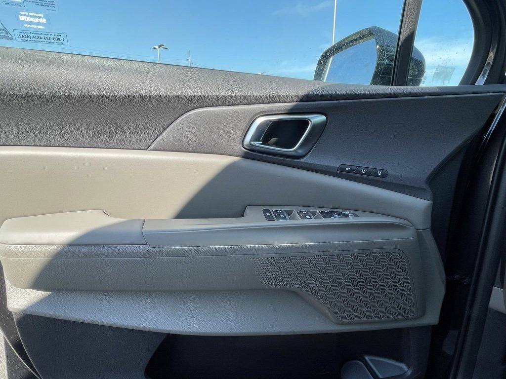 New 2026 Kia Carnival EX image 19