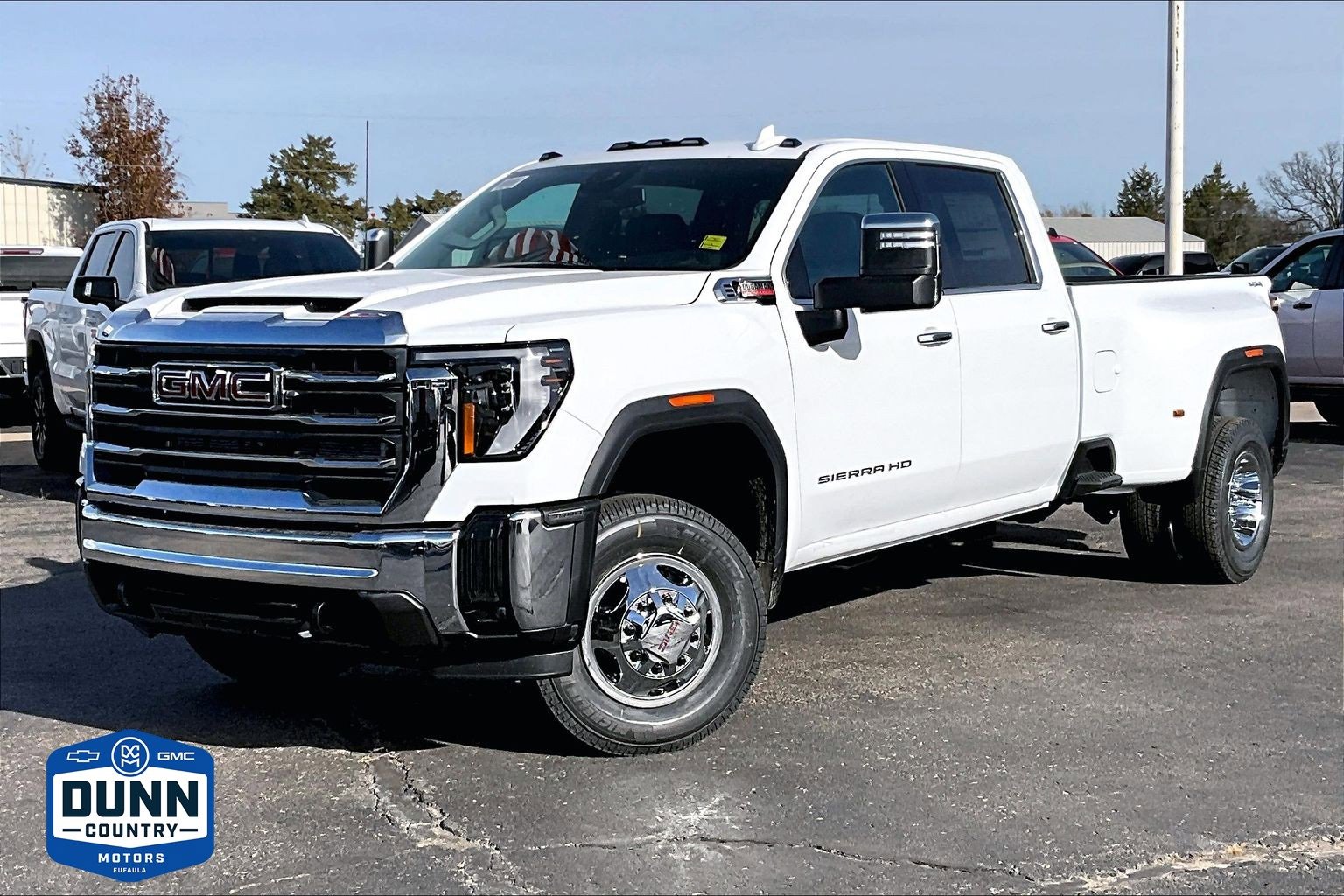 New 2026 GMC Sierra 3500 SLT w/ SLT Convenience Package image 1