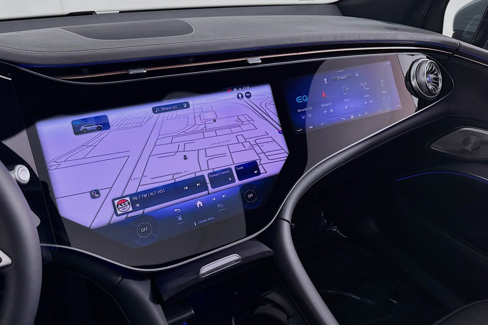 New 2026 Mercedes-Benz EQS 400 4MATIC SUV image 19