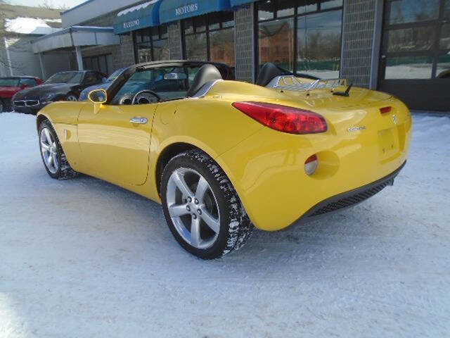 Used 2007 Pontiac Solstice Convertible w/ Premium Package image 7