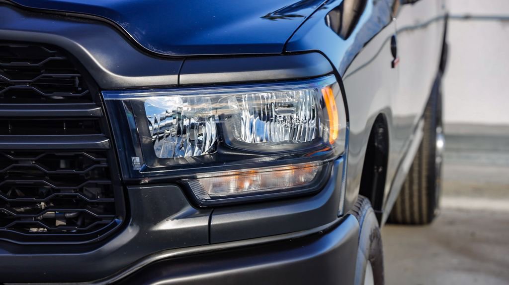 Certified 2024 RAM 3500 Tradesman image 4