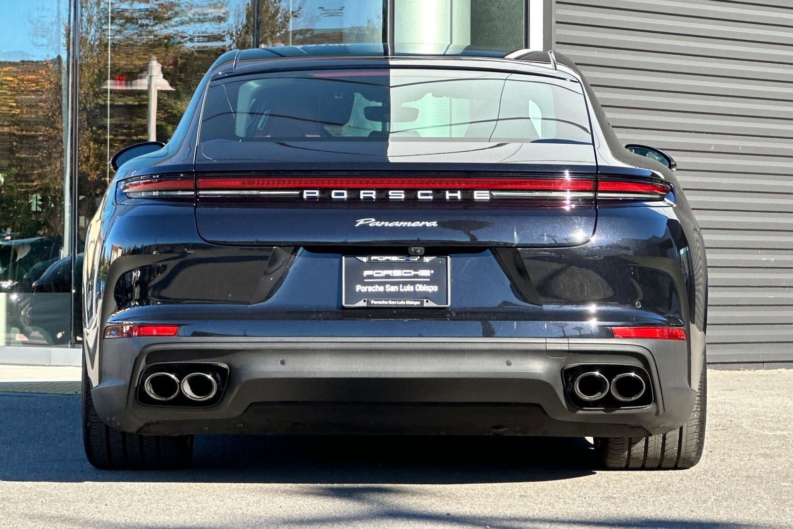 Used 2024 Porsche Panamera image 7
