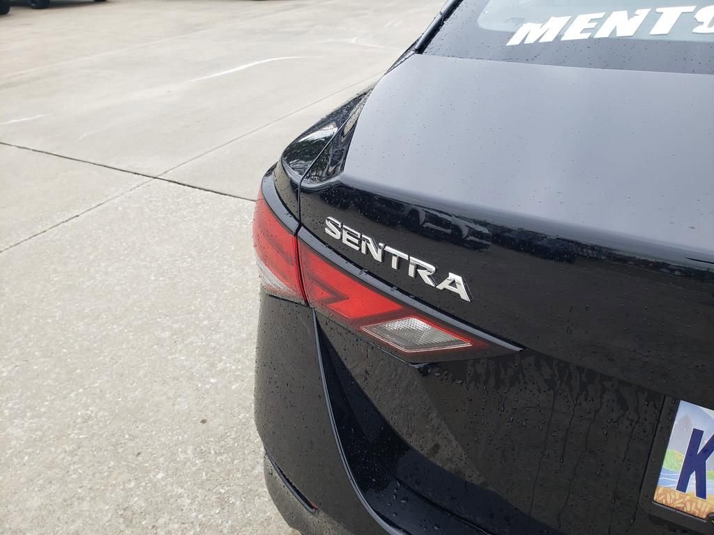 Certified 2025 Nissan Sentra S FWD image 10