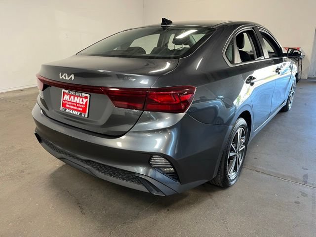 Used 2024 Kia Forte LXS FWD image 3